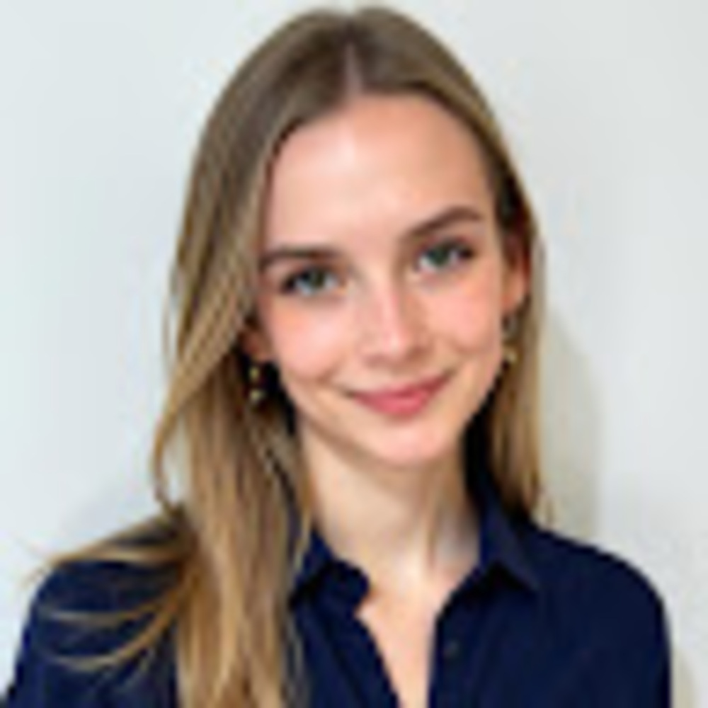Meet your Posher, Emmy